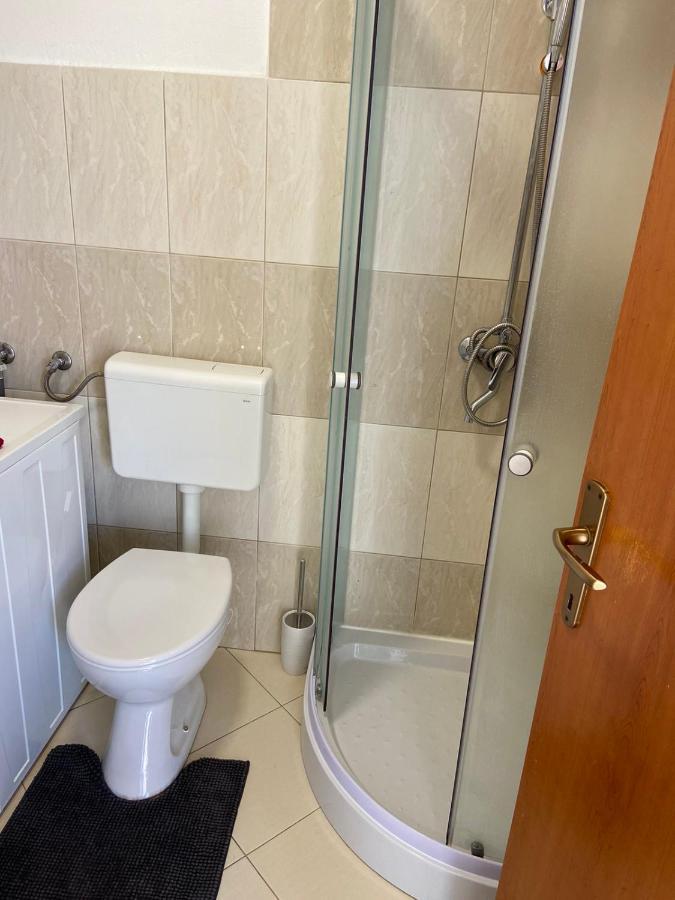 Apartman Hana U Blizini Automotodroma Grobnik I Kostrenski Plaza Kostrena Exterior photo
